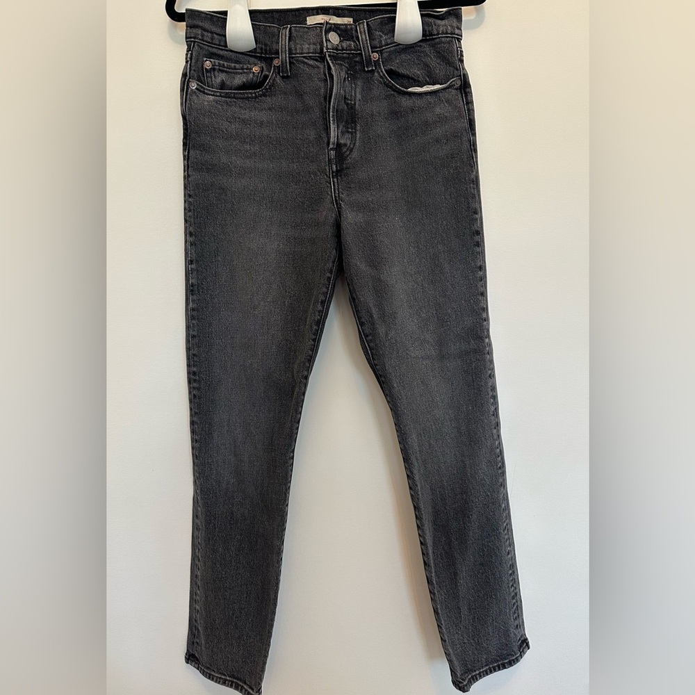 Levi’s Wedgie Straight Jean